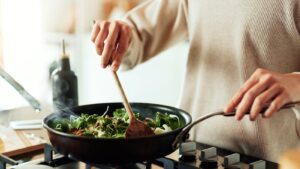 According to a Doctor, This Food That We All Have in Our Kitchen Can Make You Lose Up to 3 Kilos Without Doing Anything