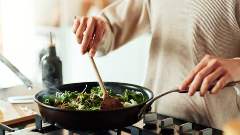 According to a Doctor, This Food That We All Have in Our Kitchen Can Make You Lose Up to 3 Kilos Without Doing Anything