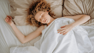 All People Who Keep Cholesterol Levels Low Sleep Exactly This Many Hours, According to a Cardiologist