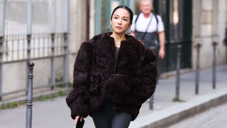 Goodbye Baggy Jeans: This 80s Denim Cut Will Be Everywhere This Spring 2026