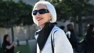 Hairdressers are formal: here is the best haircut for gray hair after 50