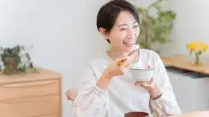 Here's What Japanese People Consume Throughout the Day to Lose Weight Quickly (and Healthily)