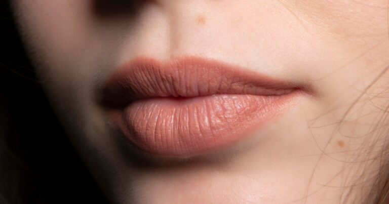 This Stunning Trick Allows You to Find Your Perfect Nude Lipstick Color